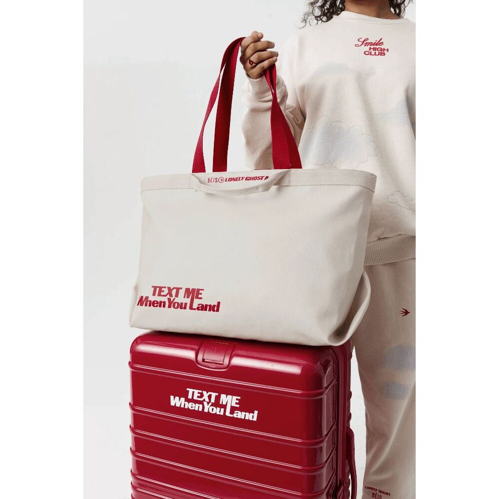 NWT Beis x The Lonely Ghost Travel Tote in Ghost White - LIMITED EDITION - Picture 11 of 13